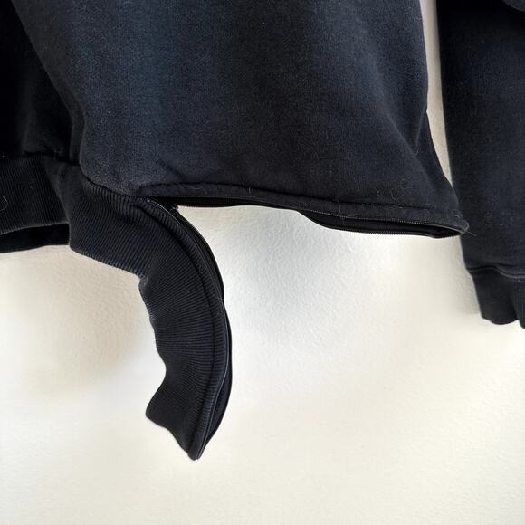 Black crewneck asymmetric zipper hem long sleeve sweatshirt sweater medium - Picture 3 of 4